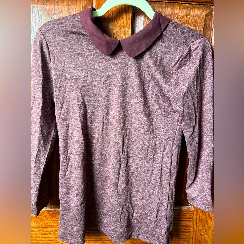 Ann Taylor 3/4 sleeve blouse with satin Peter Pan color and button closure